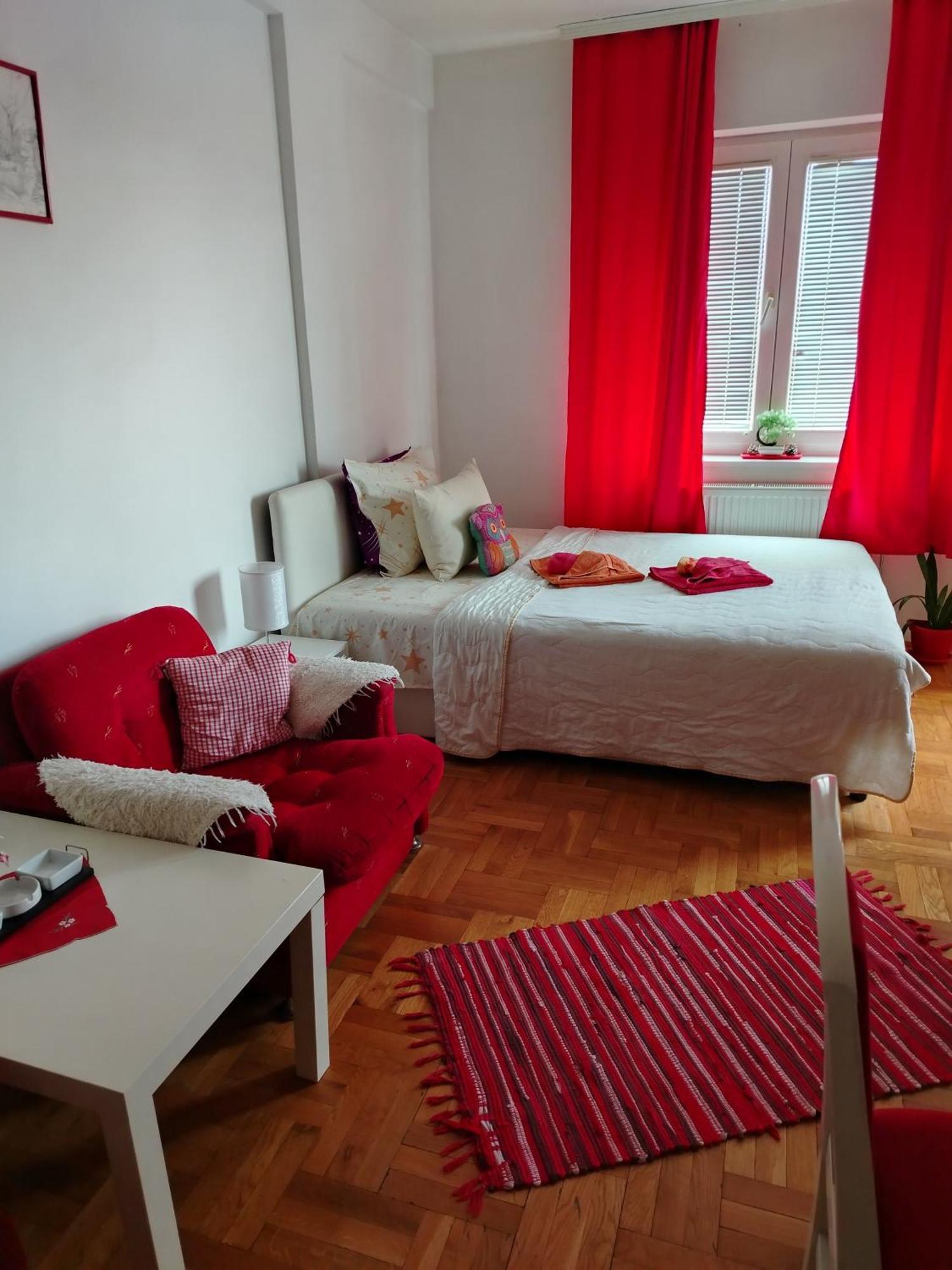 Apartman Mira Pozsarevác Kültér fotó